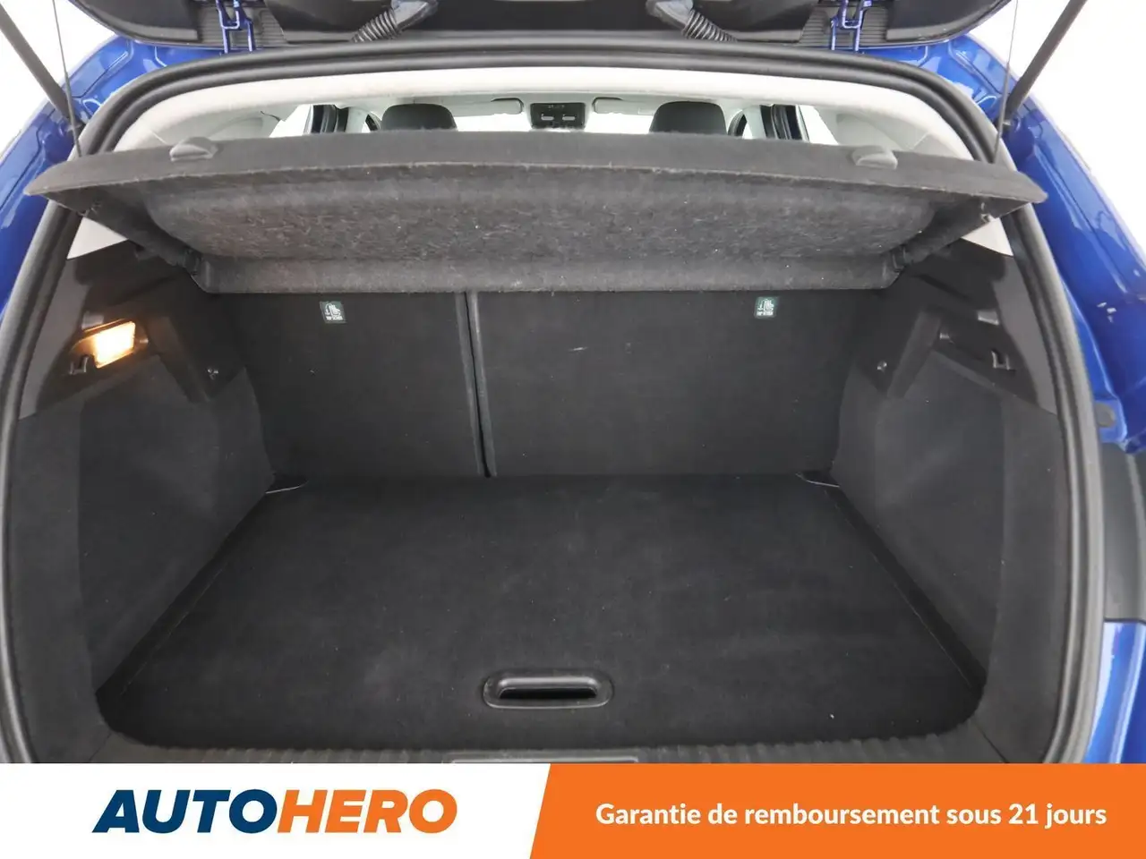 Renault Captur — photo 17