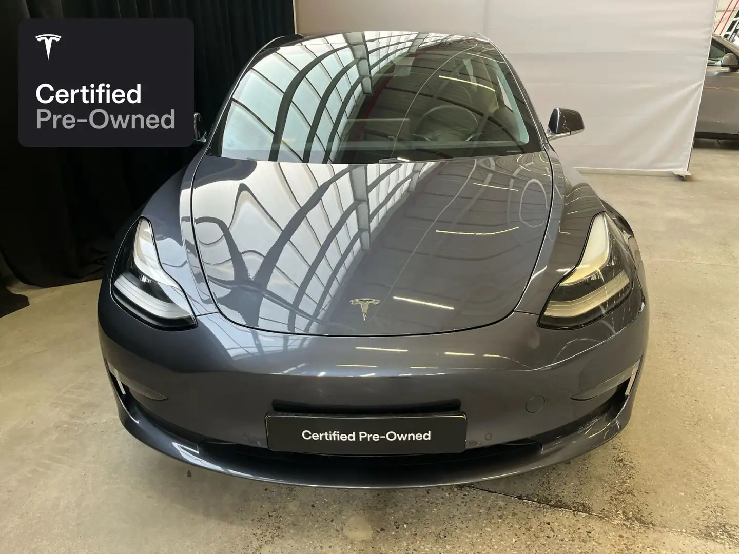 Tesla Model 3 Long Range AWD "Certified Pre-Owned" Silber - 2