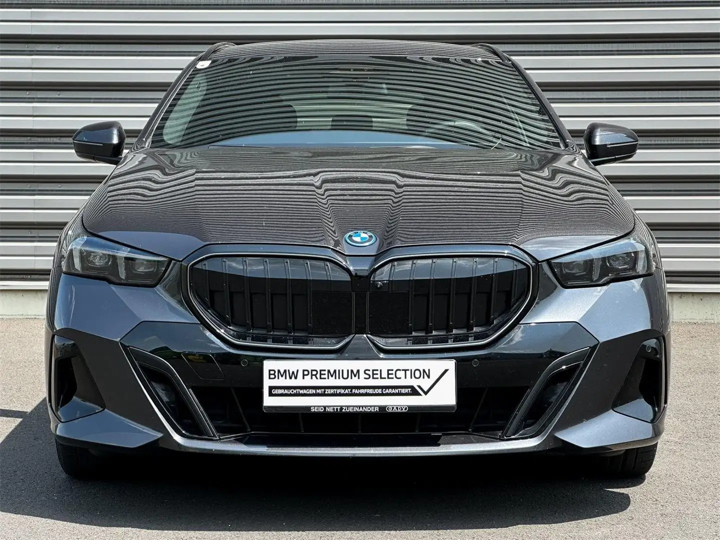 BMW 530 e Grijs - 2