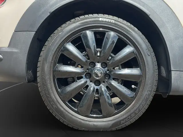 Mini Countryman view 12