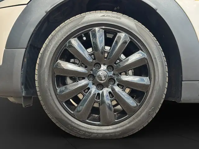 Mini Countryman view 14