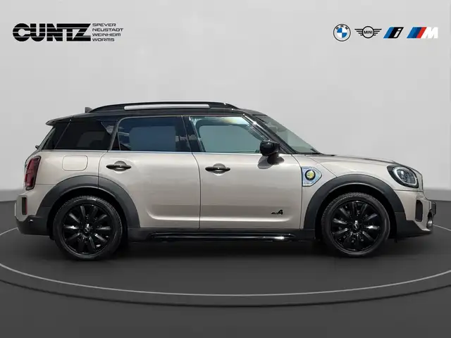 Mini Countryman view 5