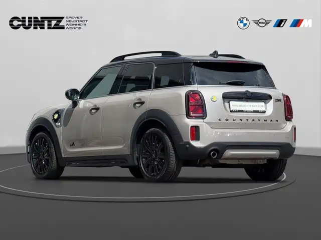 Mini Countryman view 8