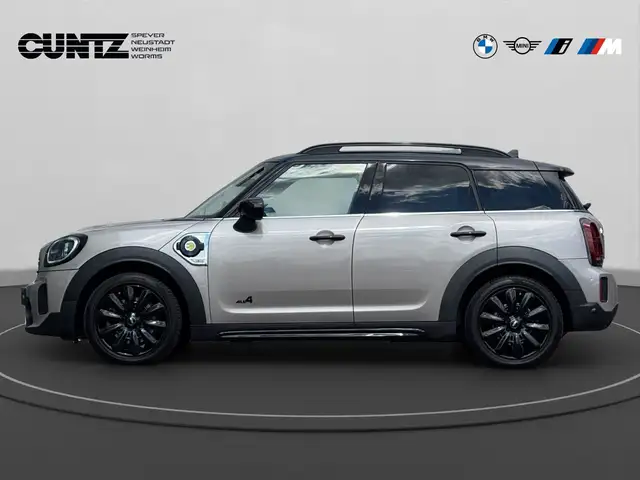 Mini Countryman view 9
