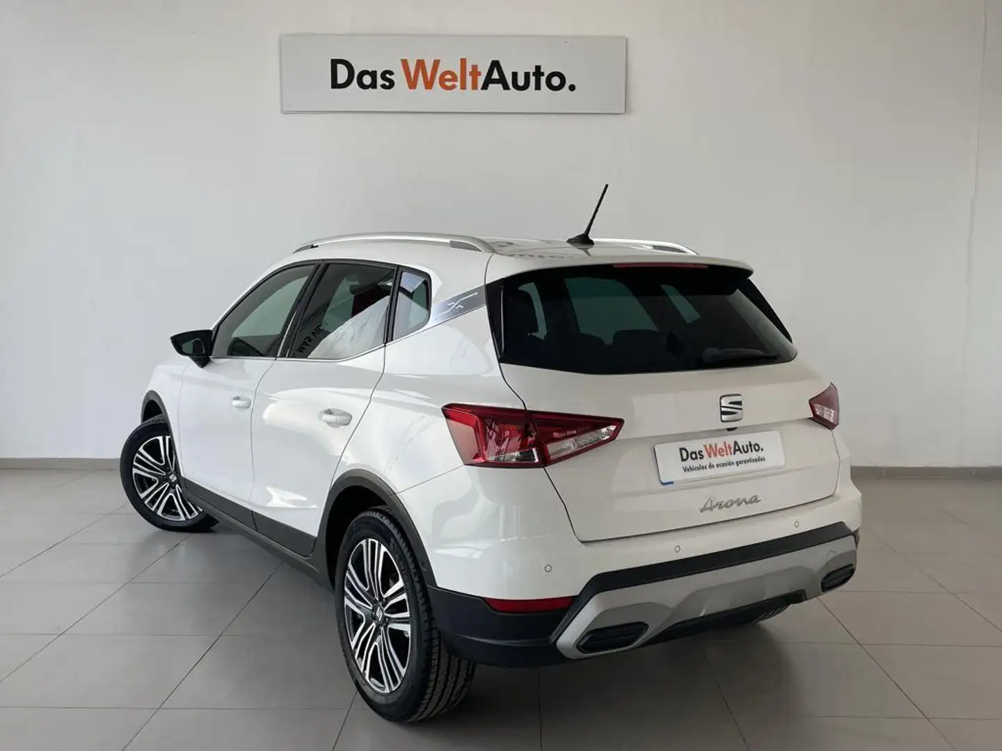 SEAT Arona 1.0 TSI S&S Xperience 110 Blanco - 2