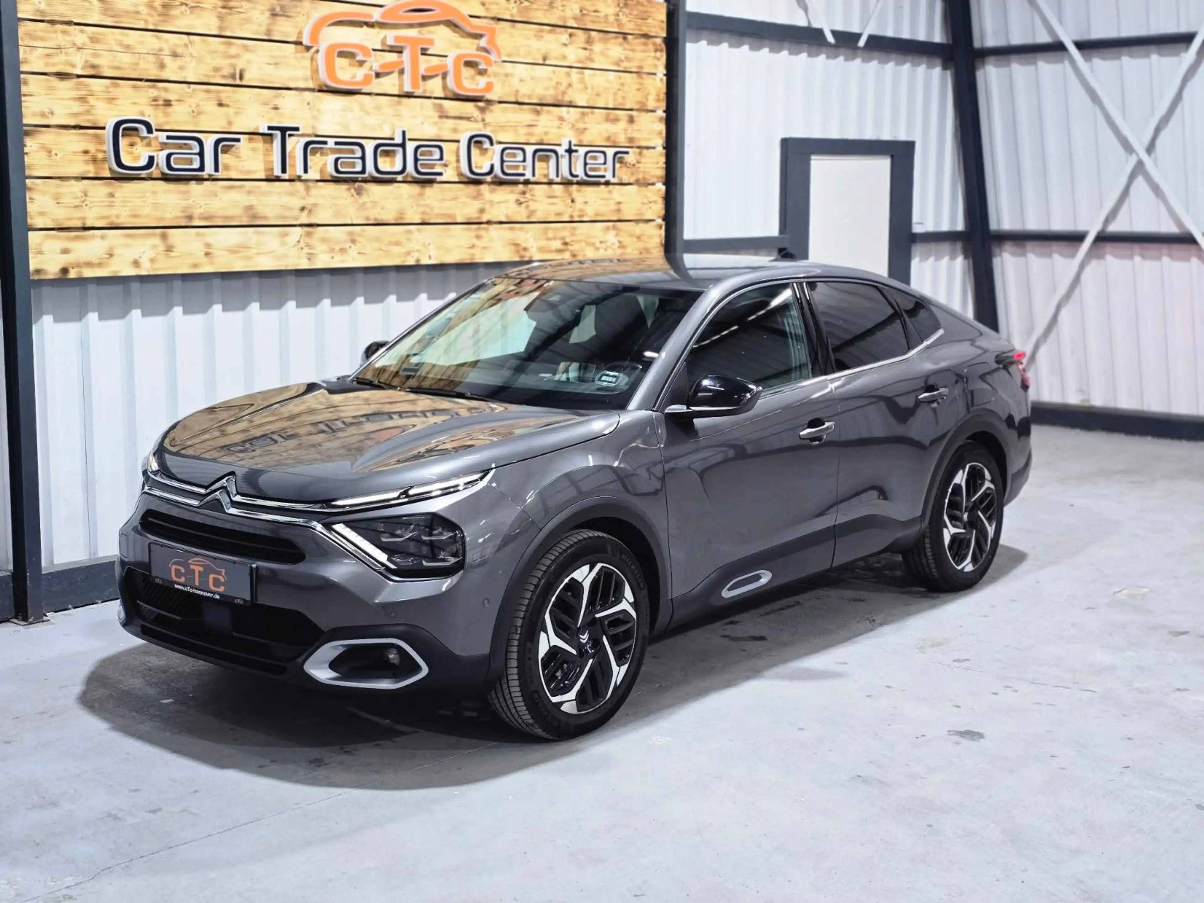 Citroen C4 X Shine Automatik/2.Hd/Navi/AHK/LED/TÜV-NEU — photo 3