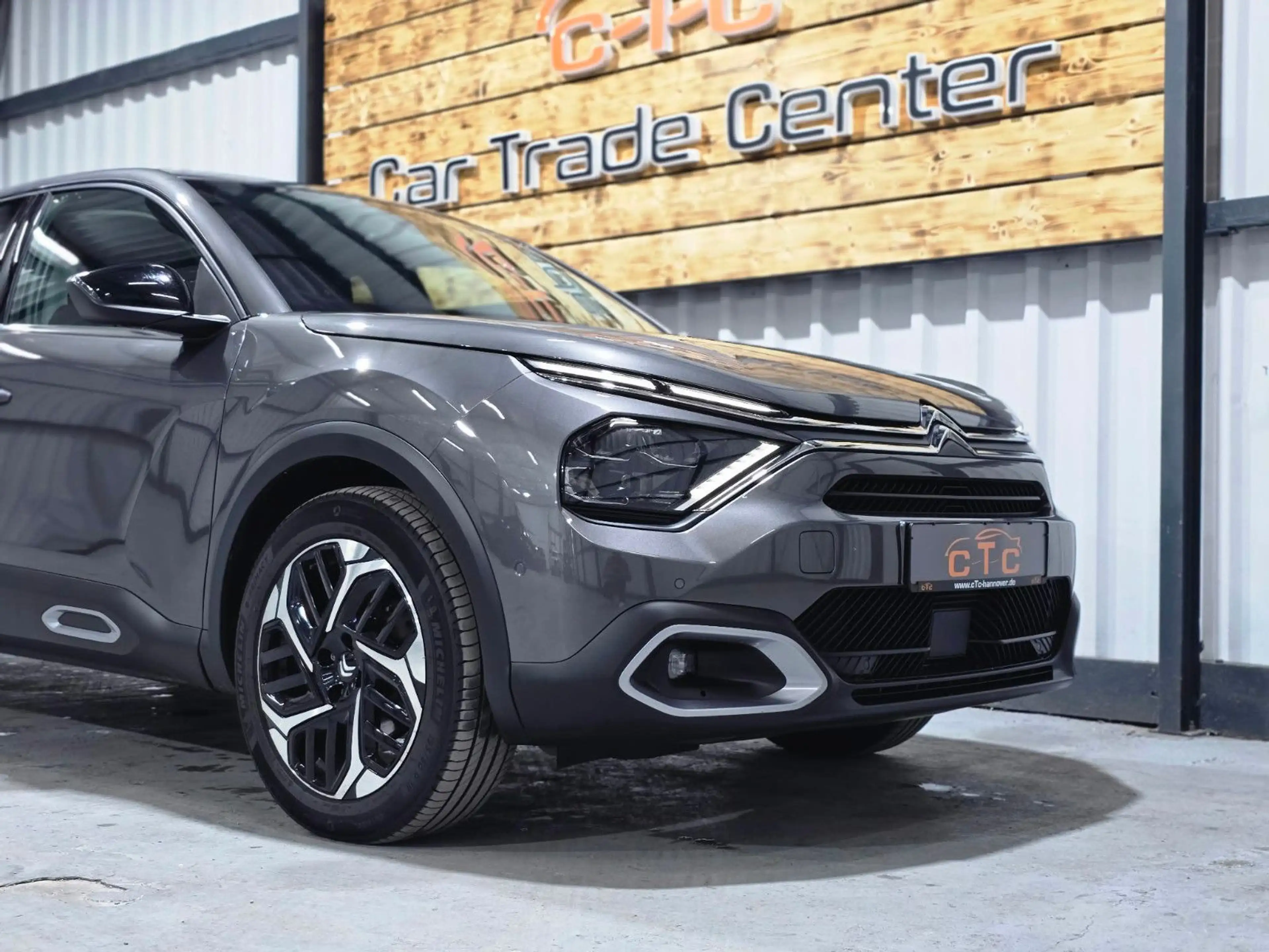 Citroen C4 X Shine Automatik/2.Hd/Navi/AHK/LED/TÜV-NEU — photo 11