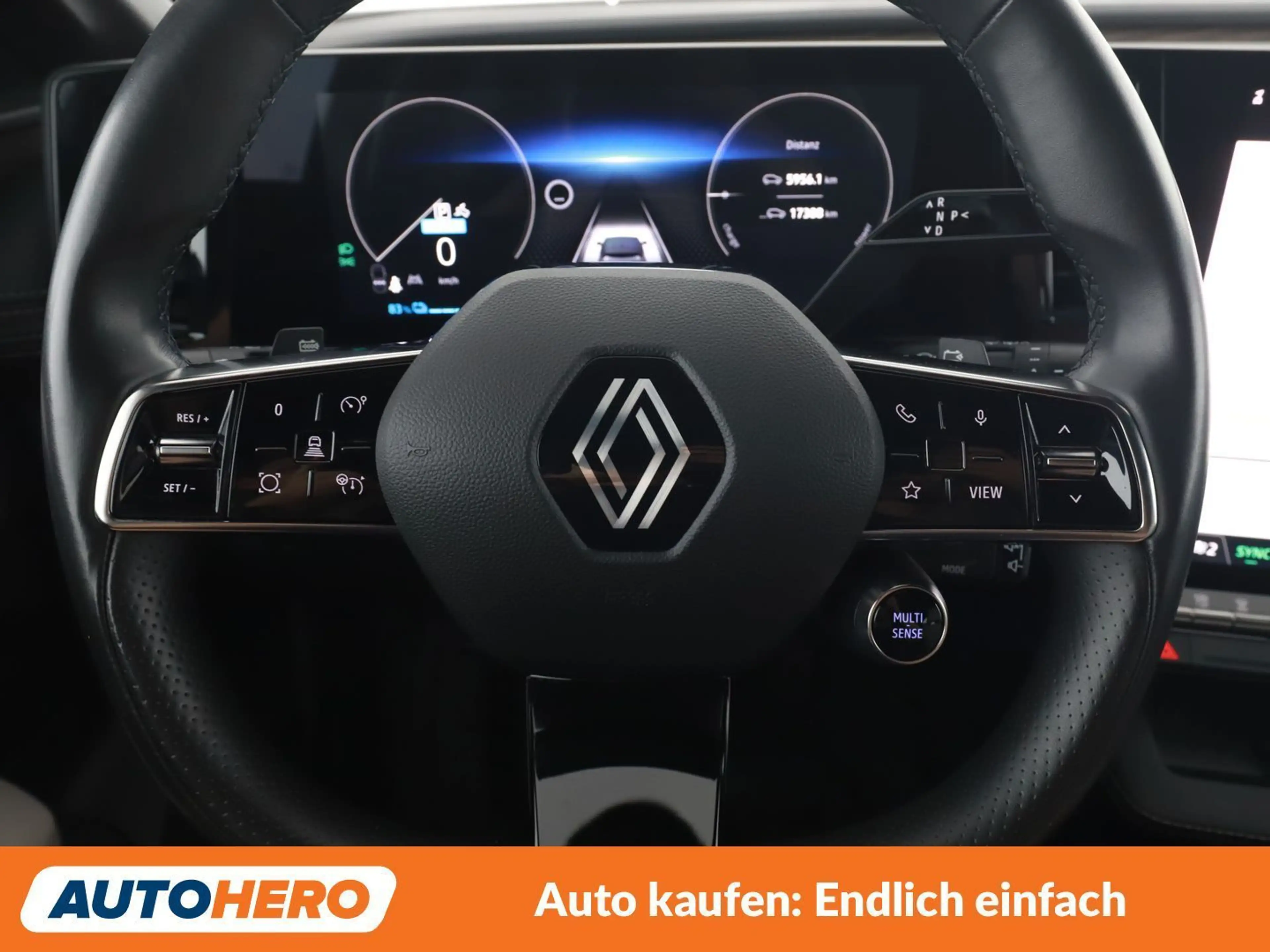 Renault Megane E-Tech EV60 Iconic — photo 20