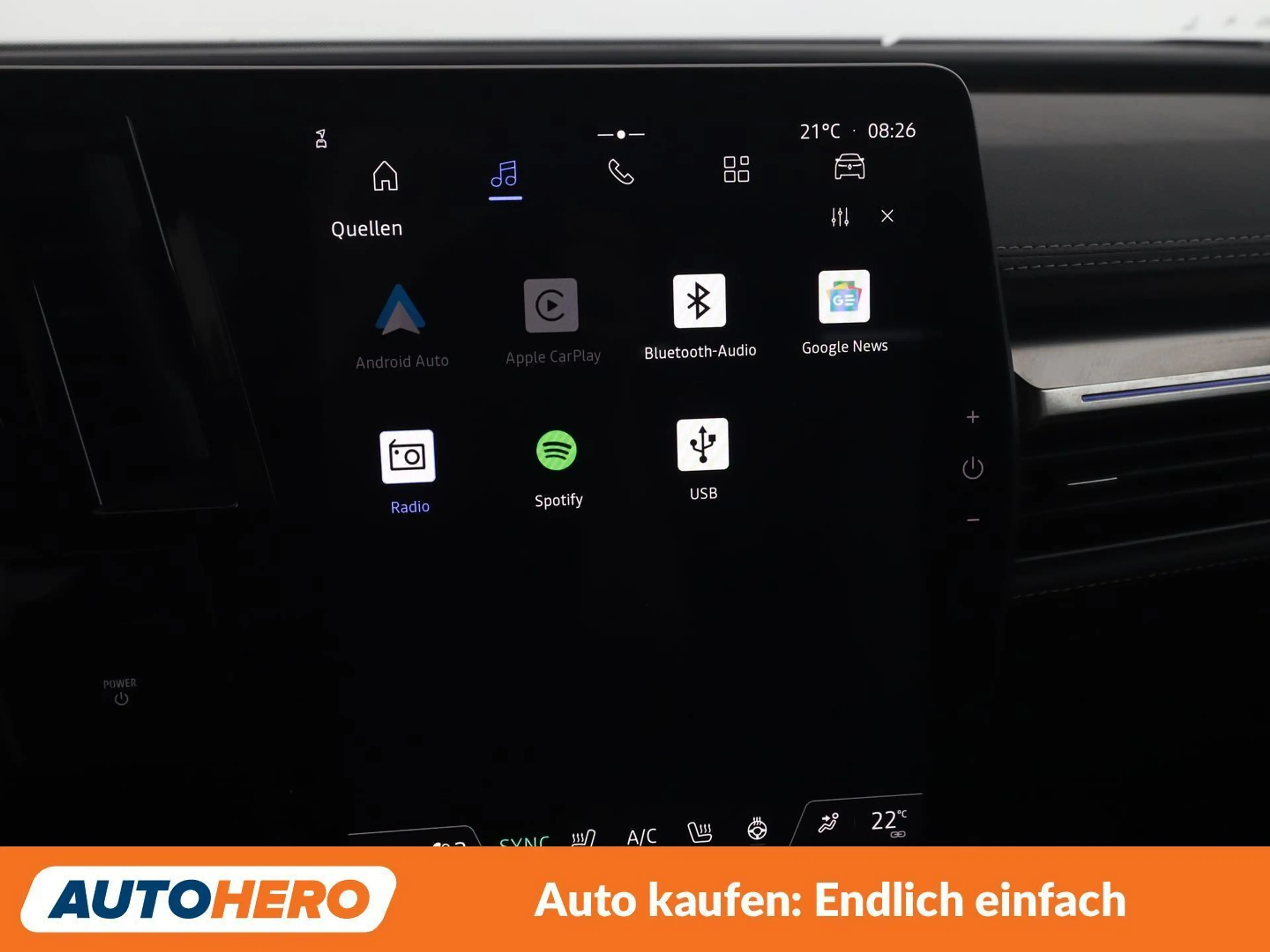 Renault Megane E-Tech EV60 Iconic — photo 26