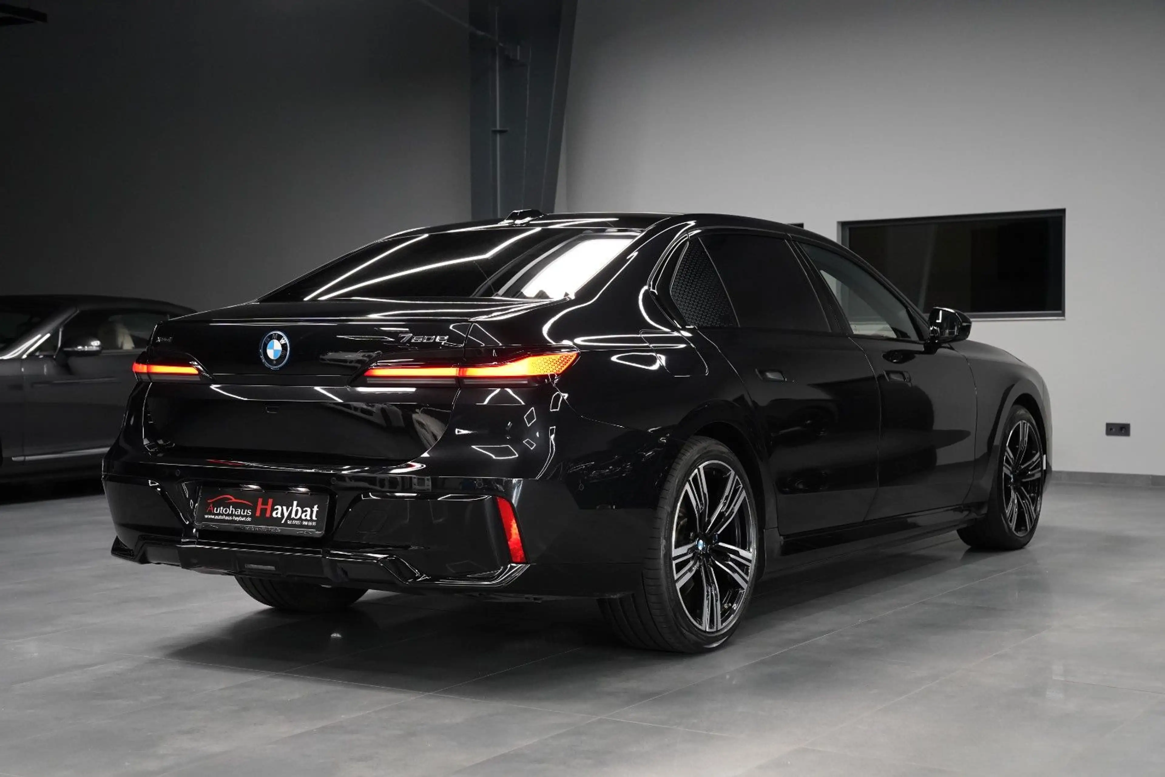 BMW 750 e xDrive M Sport Pro-Sky Pano-B&W-ACC-AHK-21 — photo 7