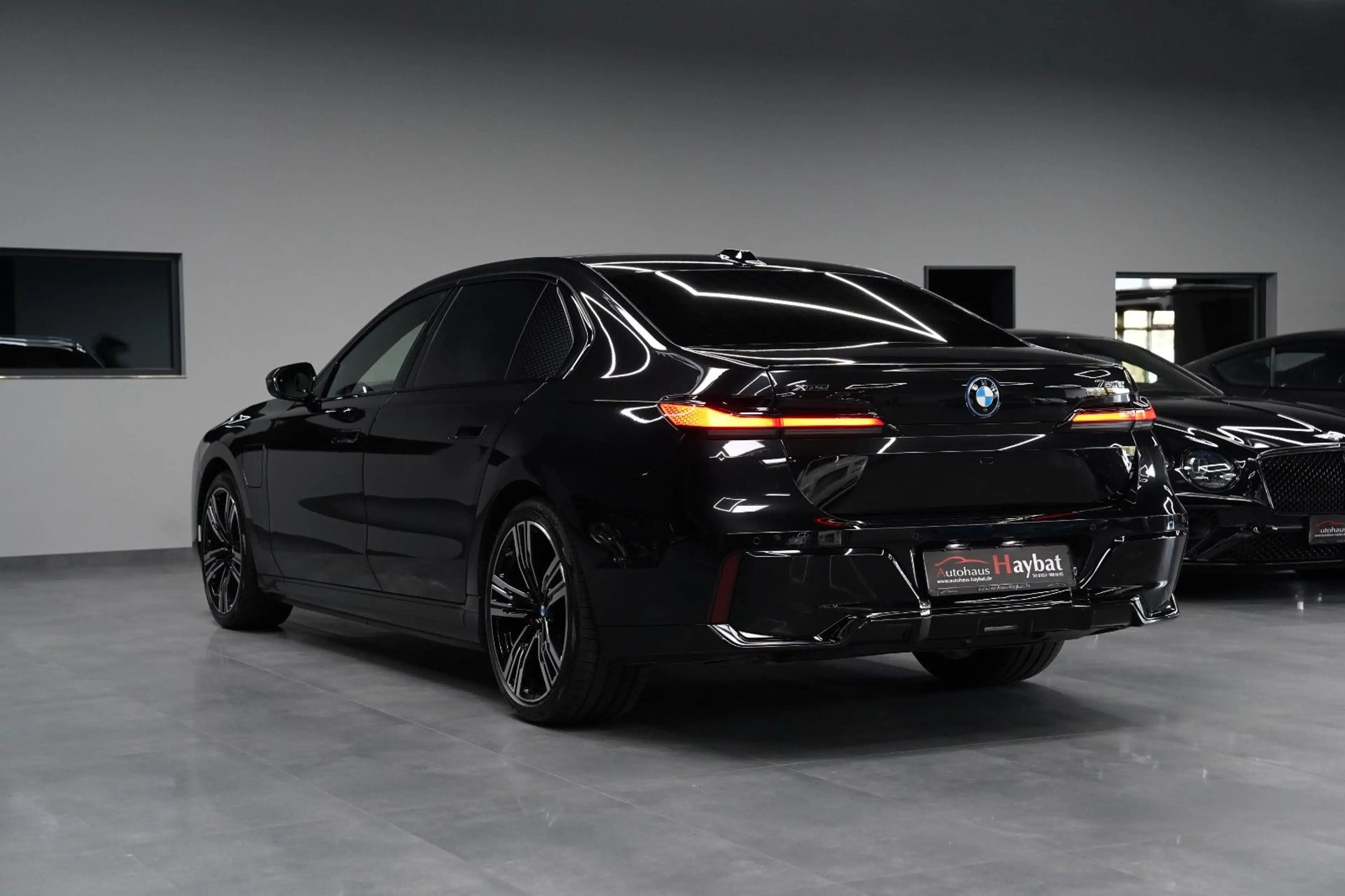 BMW 750 e xDrive M Sport Pro-Sky Pano-B&W-ACC-AHK-21 — photo 5