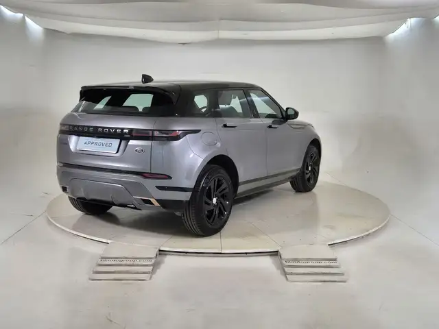 Land Rover Range Rover Evoque view 2