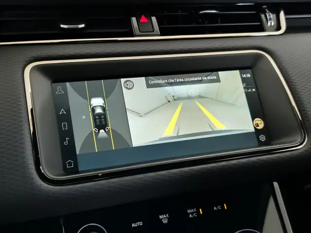 Land Rover Range Rover Evoque view 14