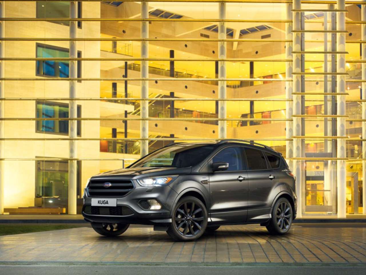 Ford Kuga 1.5 TDCI 120 CV S&S 2WD ST-Line