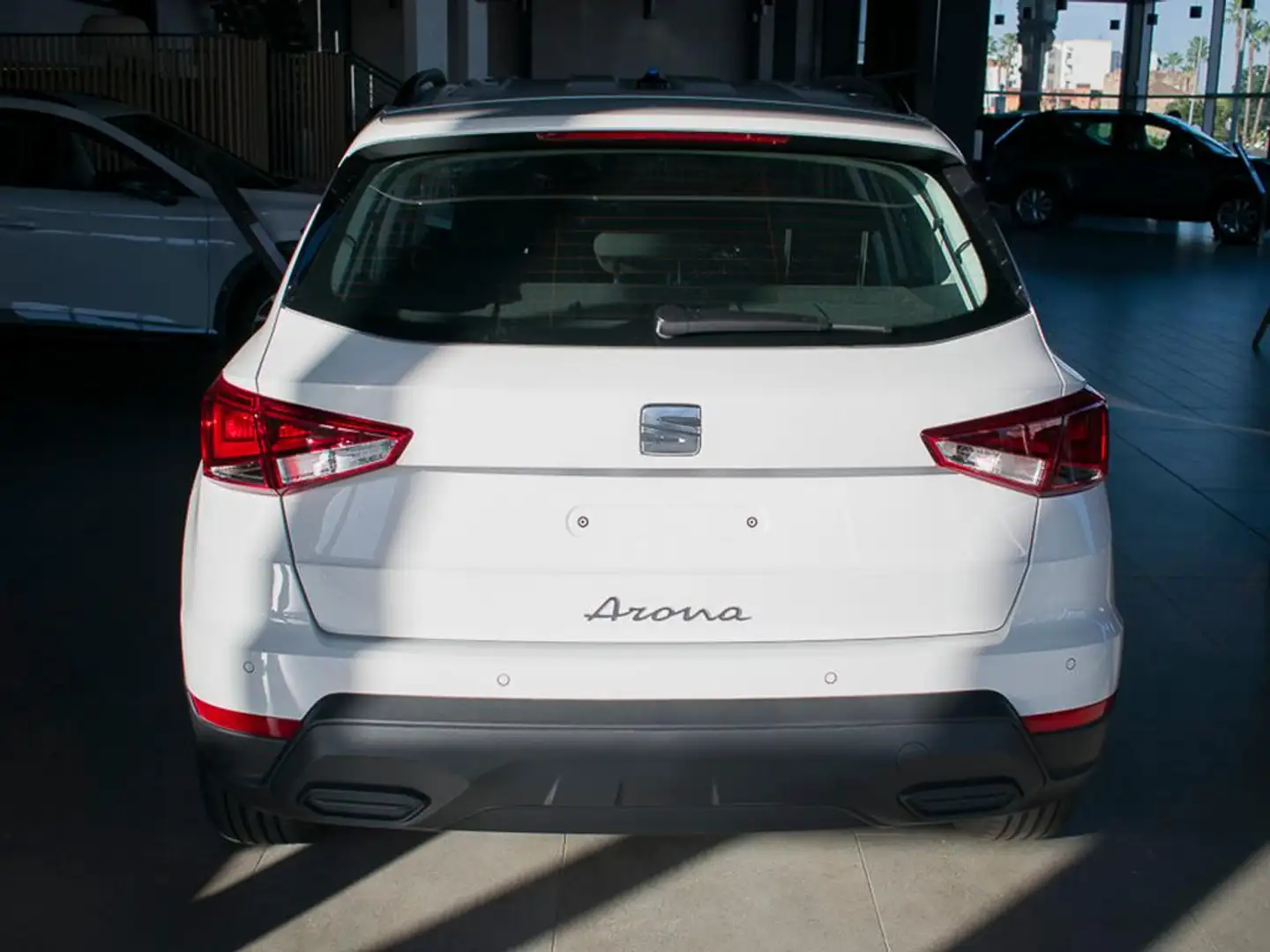 SEAT Arona 1.0 TSI S&S Style XM 110 Blanco - 2