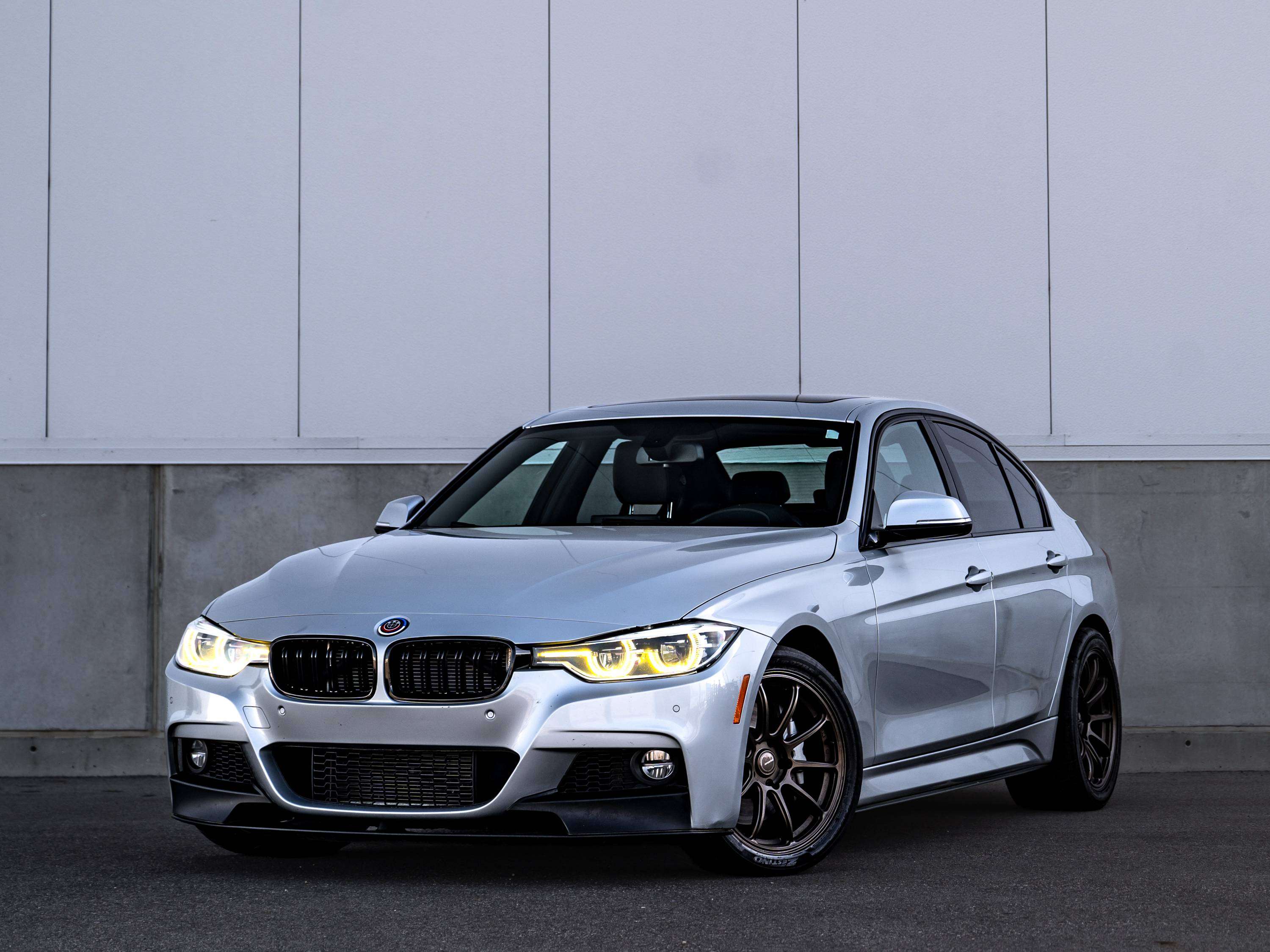 2016 BMW 3 Series Sedan