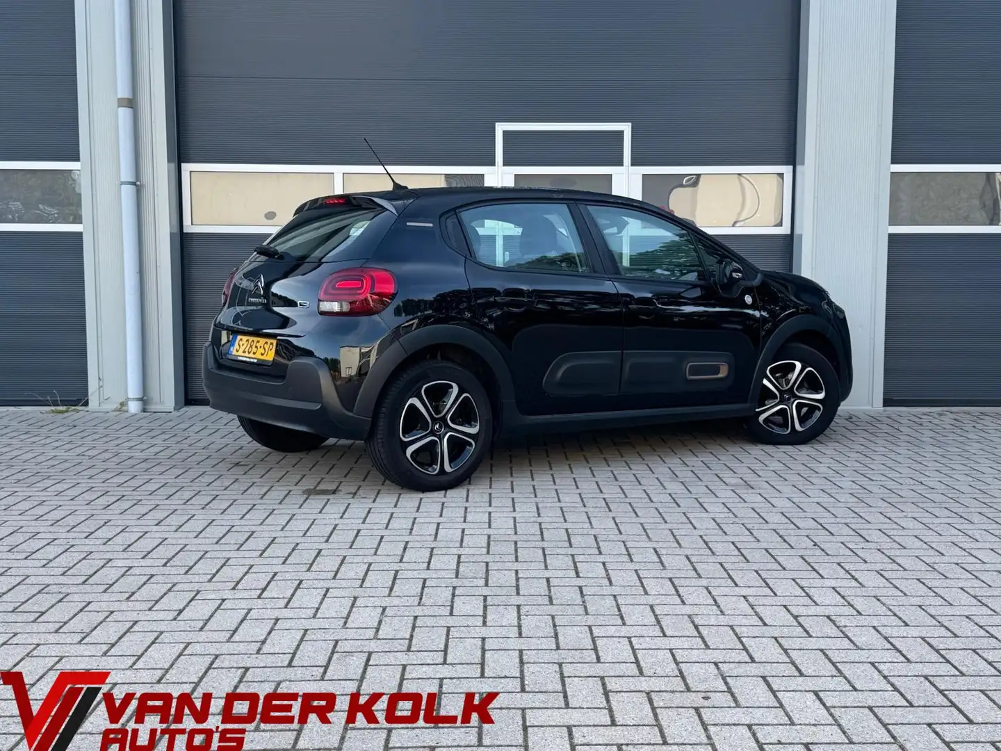 Citroen C3 1.2 PureTech Feel Edition | LED | CarPlay | Naviga Zwart - 2