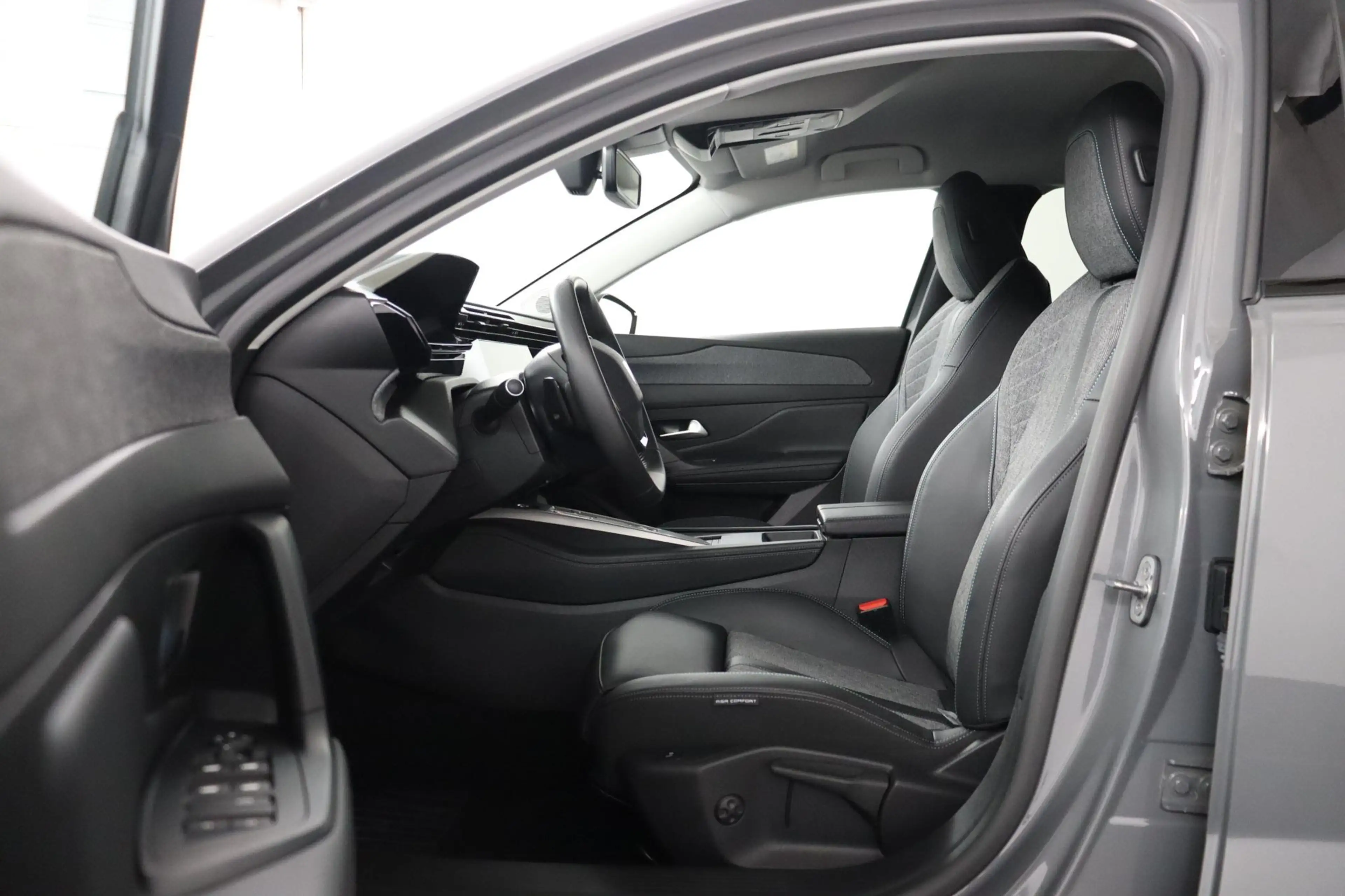 Peugeot 408 1.6 HYbrid Allure 180 EAT8 | Navigatie | Stoel+Stu — photo 5