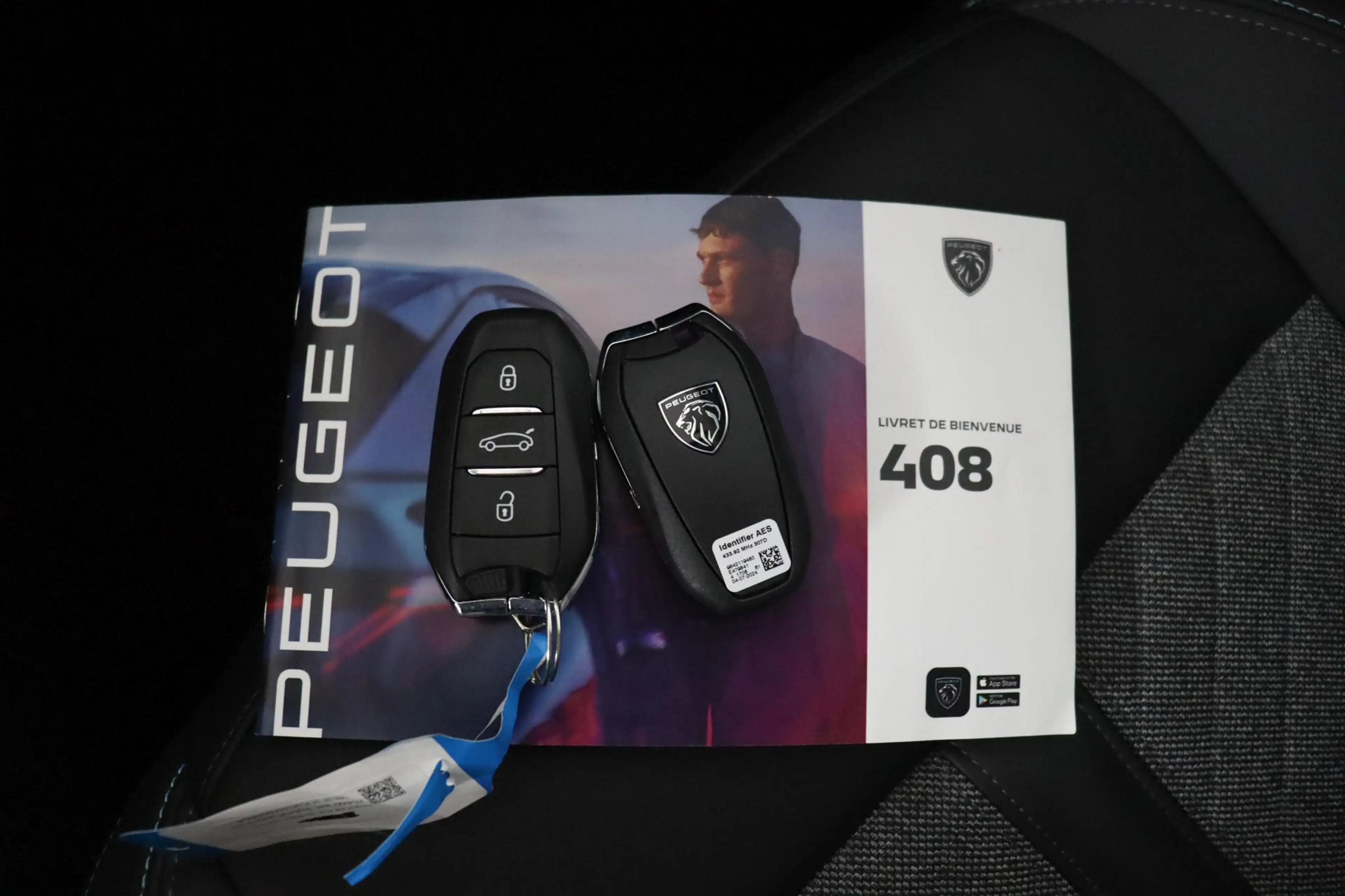 Peugeot 408 1.6 HYbrid Allure 180 EAT8 | Navigatie | Stoel+Stu — photo 11