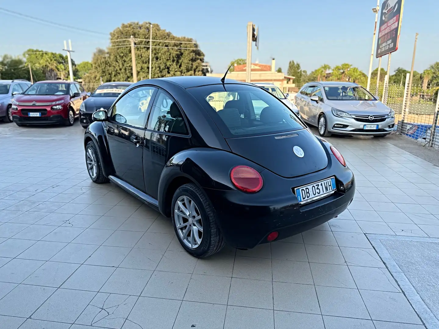 Volkswagen New Beetle 1.9 tdi 105cv - 2