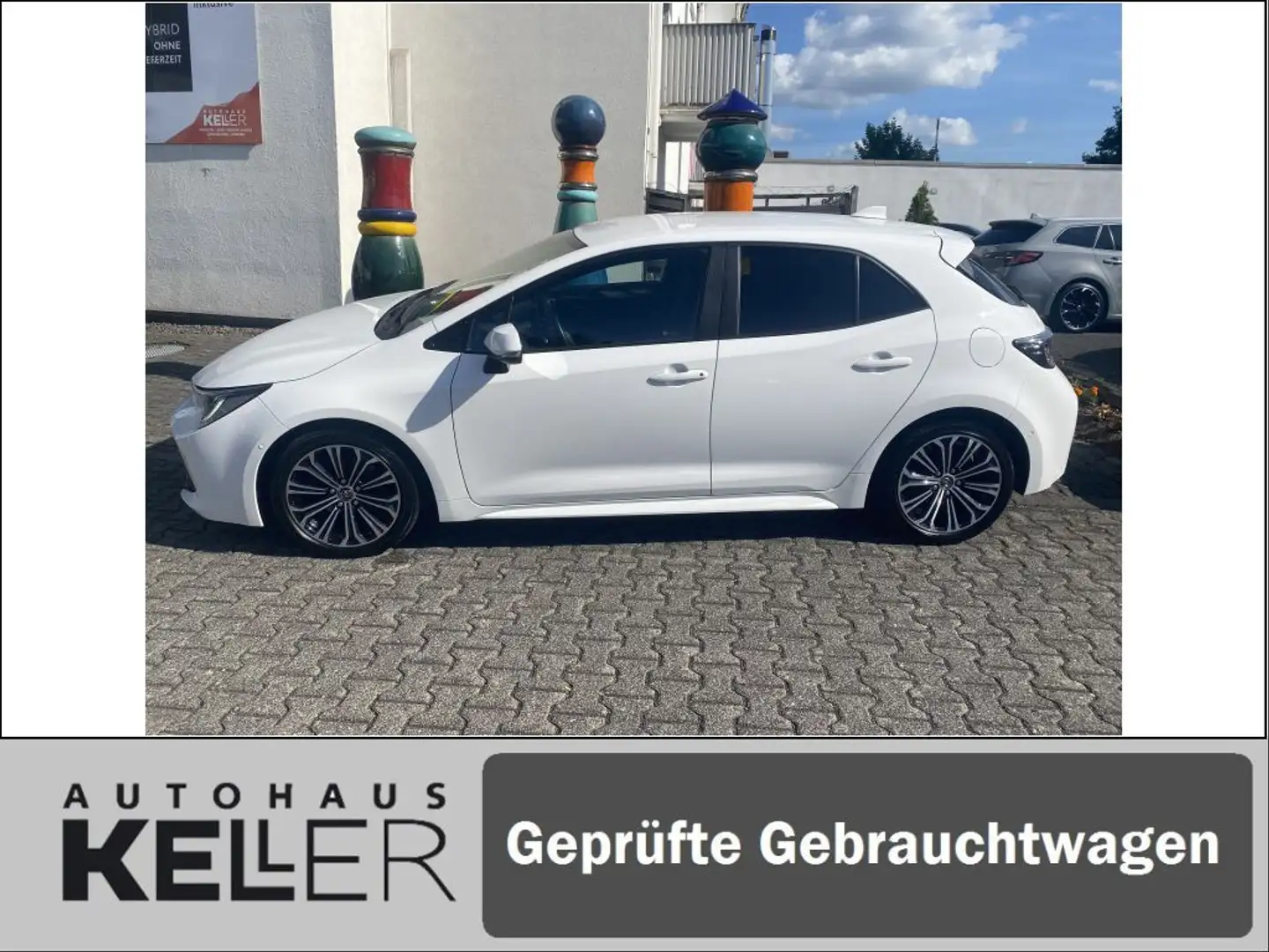 Toyota Corolla Corolla 2.0 Hybrid Club Technik P.-LED-Carplay Weiß - 2