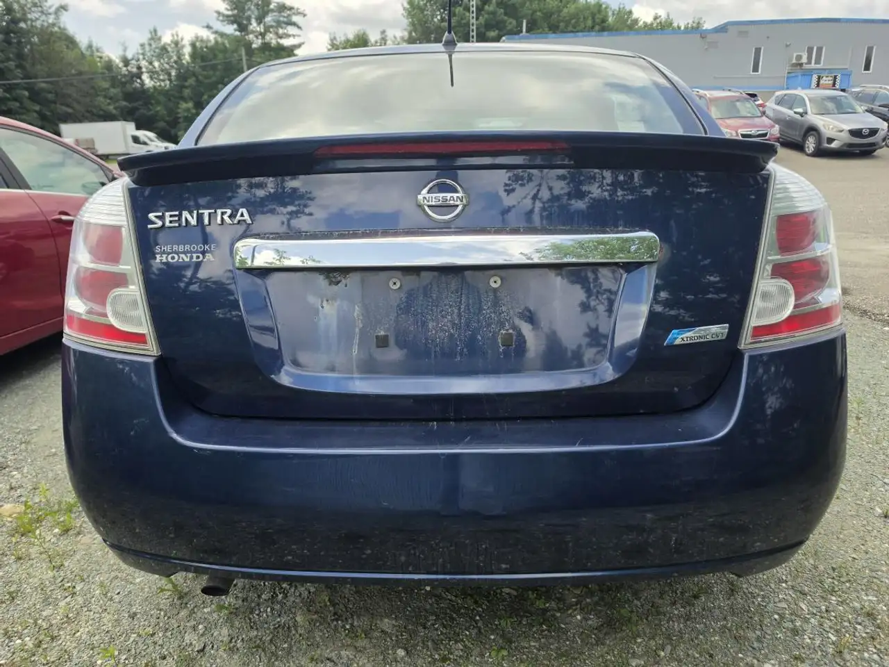Nissan Sentra fotografie Nissan Sentra