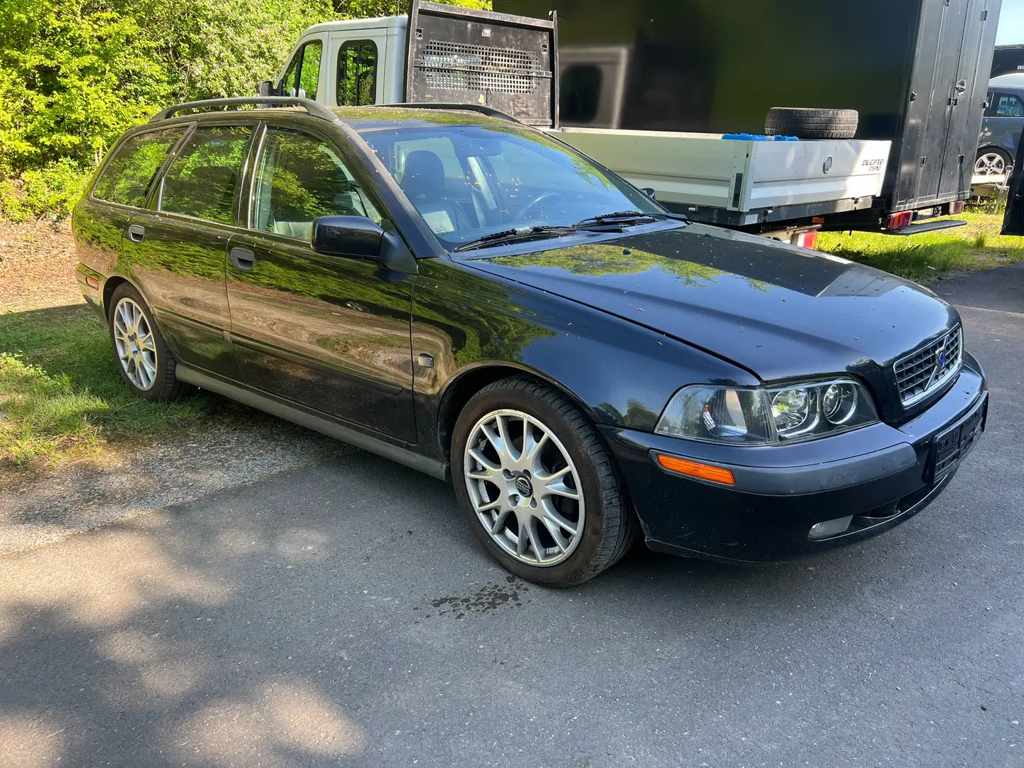 Volvo V40 V40 1.9 D Comfort, Keine TÜV, Airbag lampe, Schwarz - 2