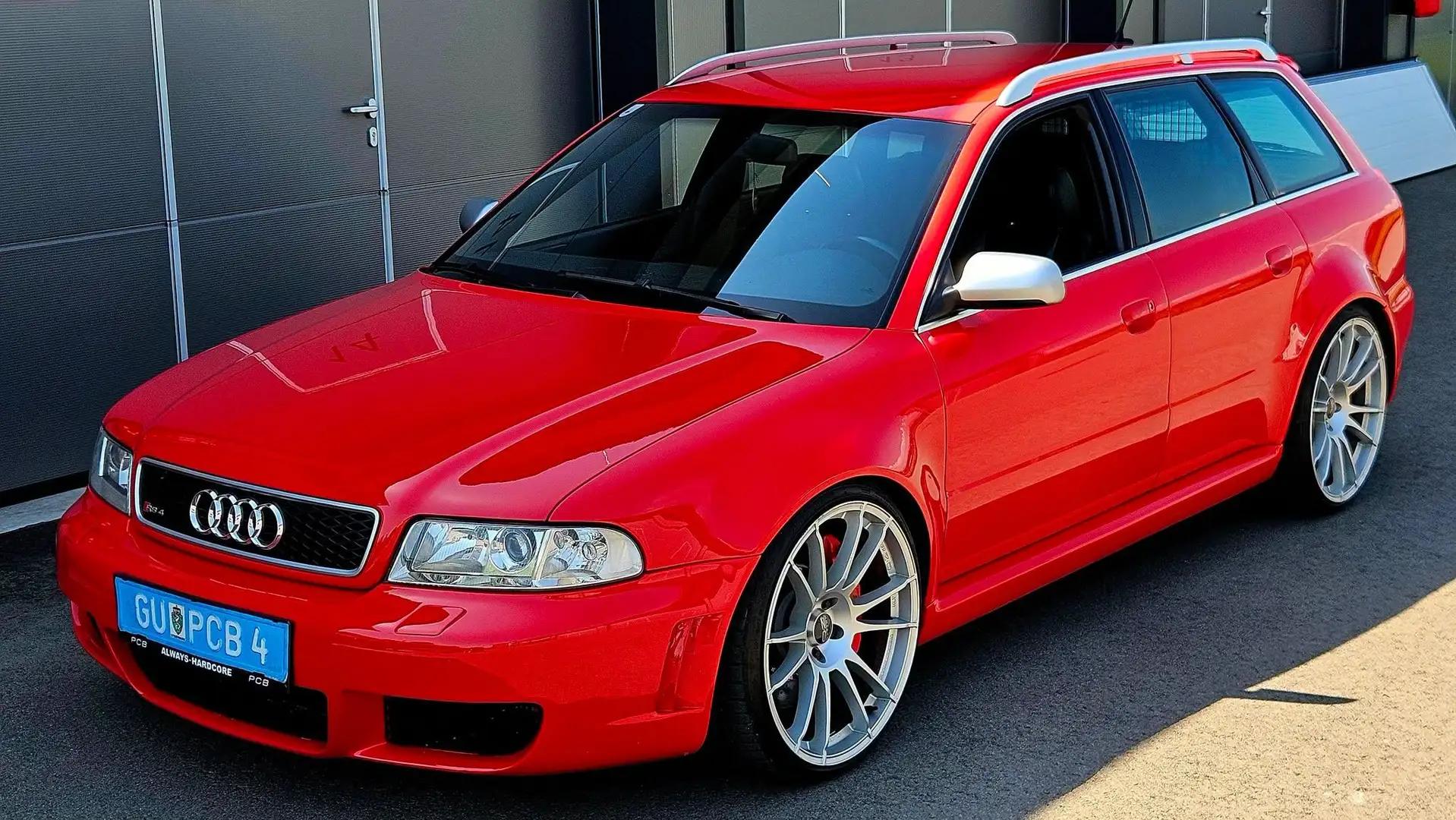 Audi RS4 B5 Bi-Turbo Rot - 1