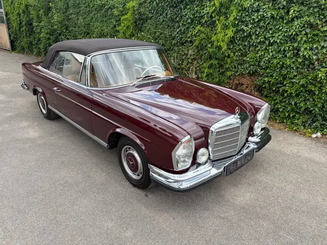 Mercedes-Benz 280