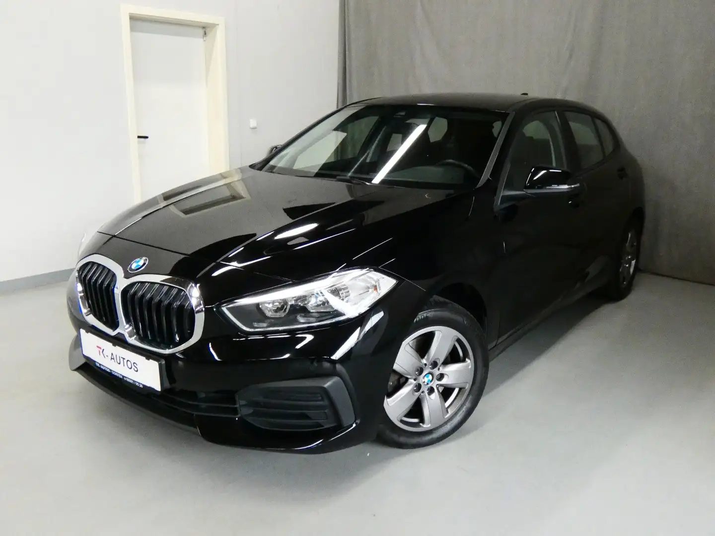 BMW 118 d Advantage,1.Hand,Klimaaut,Navi,Tempo,S-Heft Zwart - 1