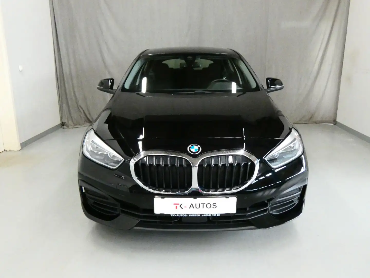 BMW 118 d Advantage,1.Hand,Klimaaut,Navi,Tempo,S-Heft Zwart - 2