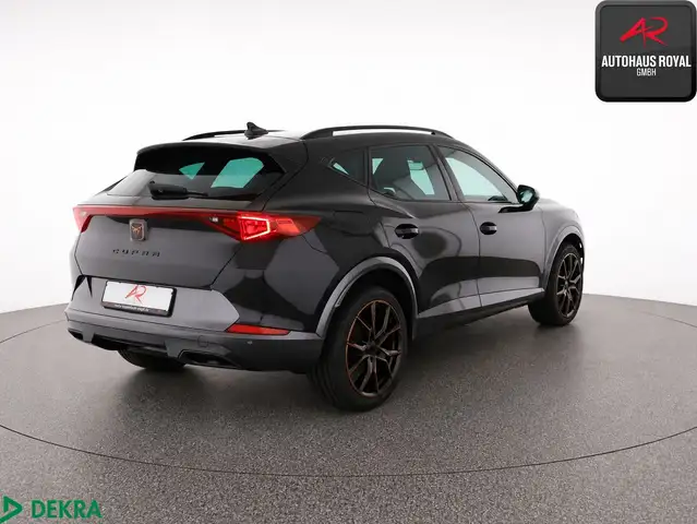 Cupra Formentor view 5
