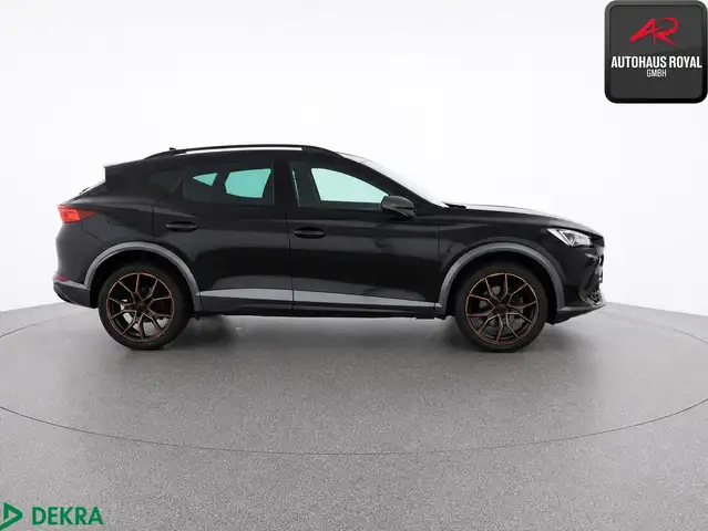 Cupra Formentor view 6