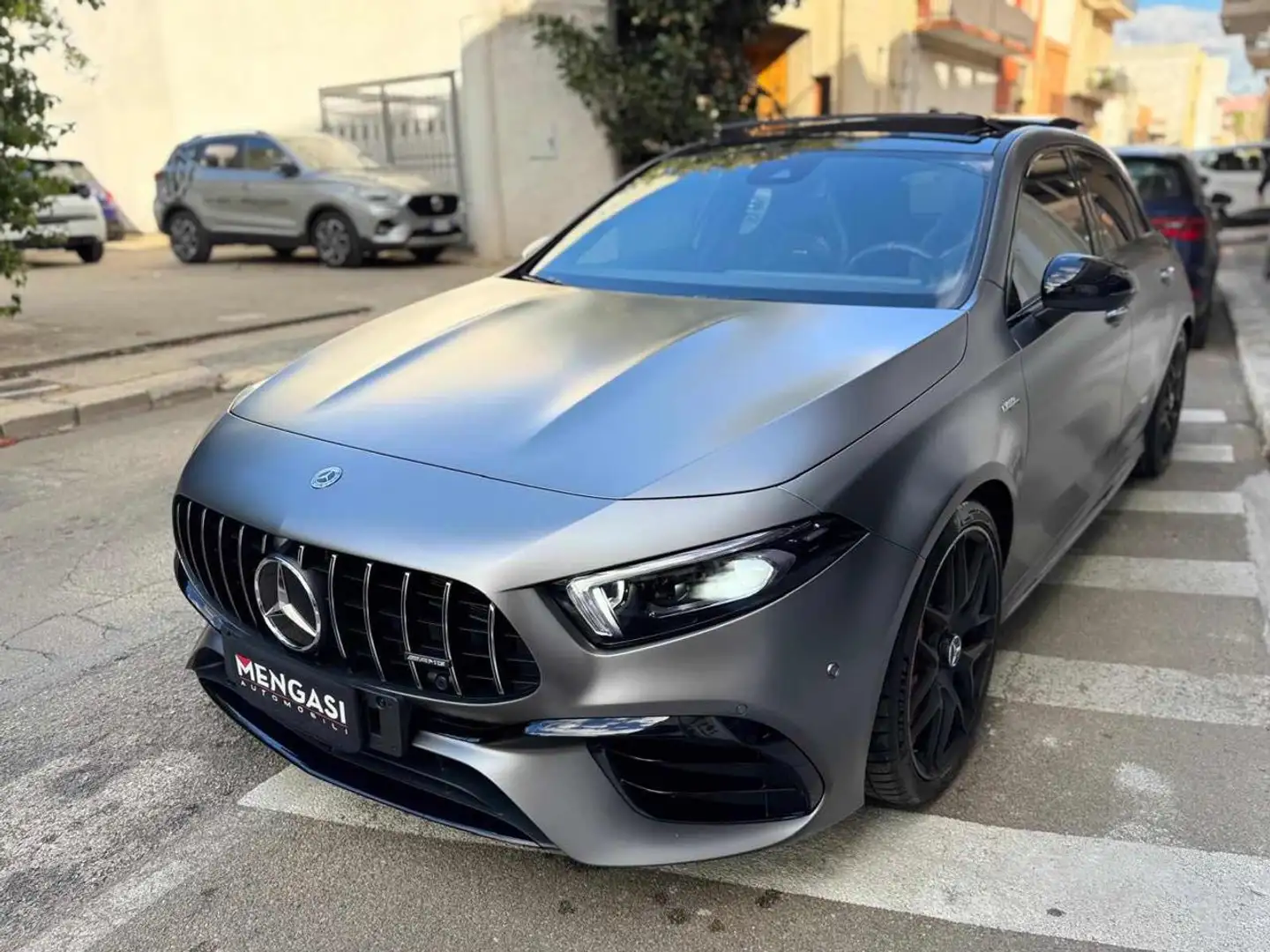 Mercedes-Benz A 45 S AMG A 45S AMG 4Matic+ PERFORMANCE Gris - 1