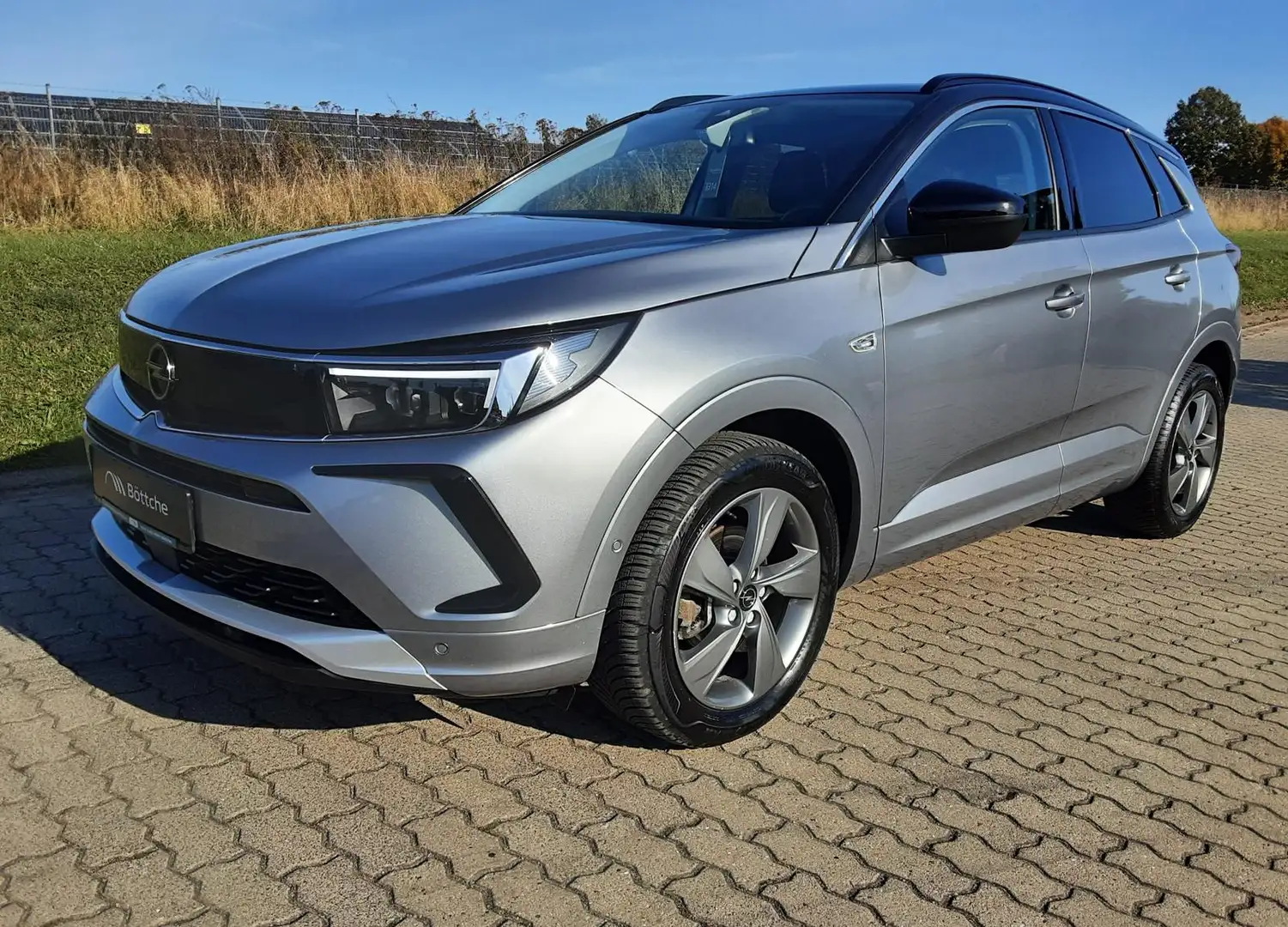Opel Grandland 1.5 Elegance LED/Navi/SHZ/DAB/360°Kamera Grau - 2