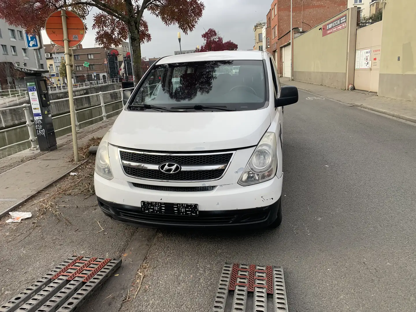 Hyundai H 300 - 1
