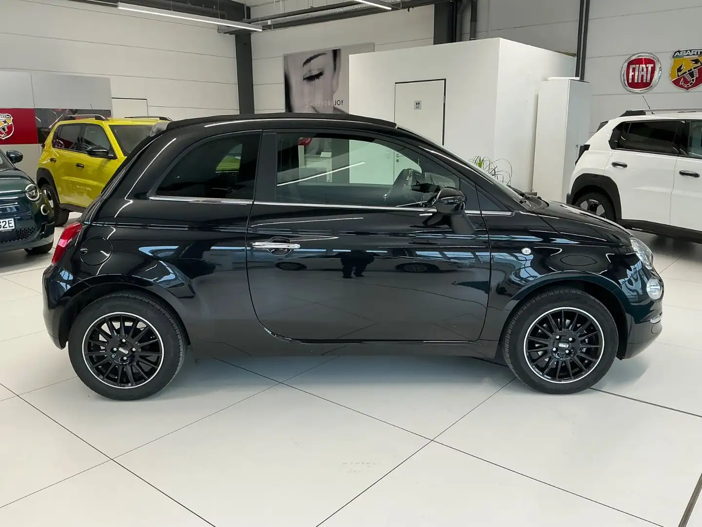 Fiat 500C 1.0 GSE Dolcevita *Nav/PDC/Carplay/Android* Noir - 2
