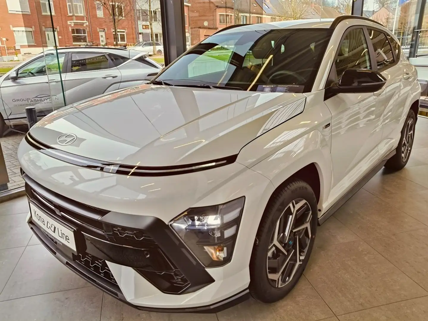 Hyundai KONA Feel N-Line Blanc - 1