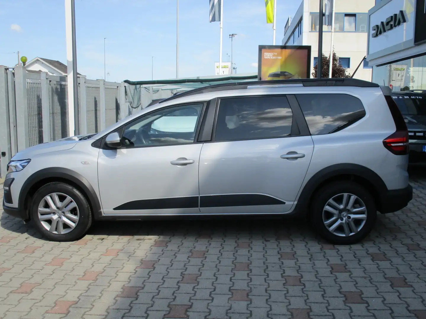 Dacia Jogger Jogger 1.0 tce extreme Gpl 100cv Argento - 2