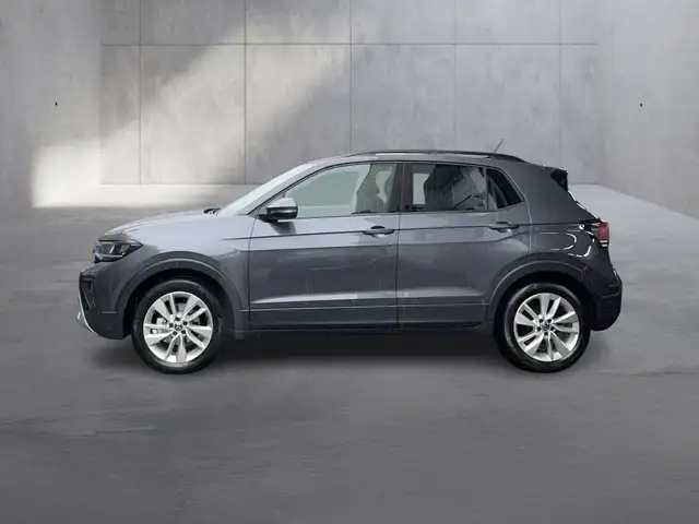 Volkswagen T-Cross view 2