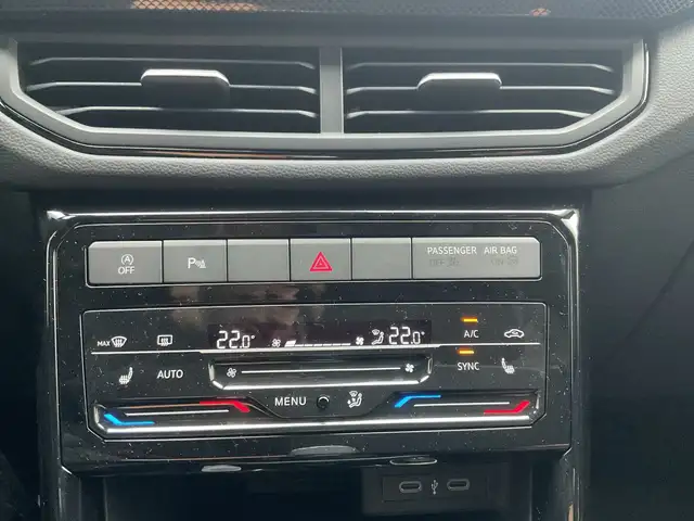 Volkswagen T-Cross view 15