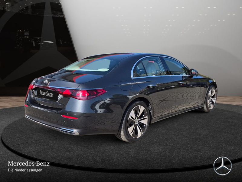 Mercedes-Benz E 300 de Hybrid Edition Avantgarde Fahrass 360° 9G — photo 8