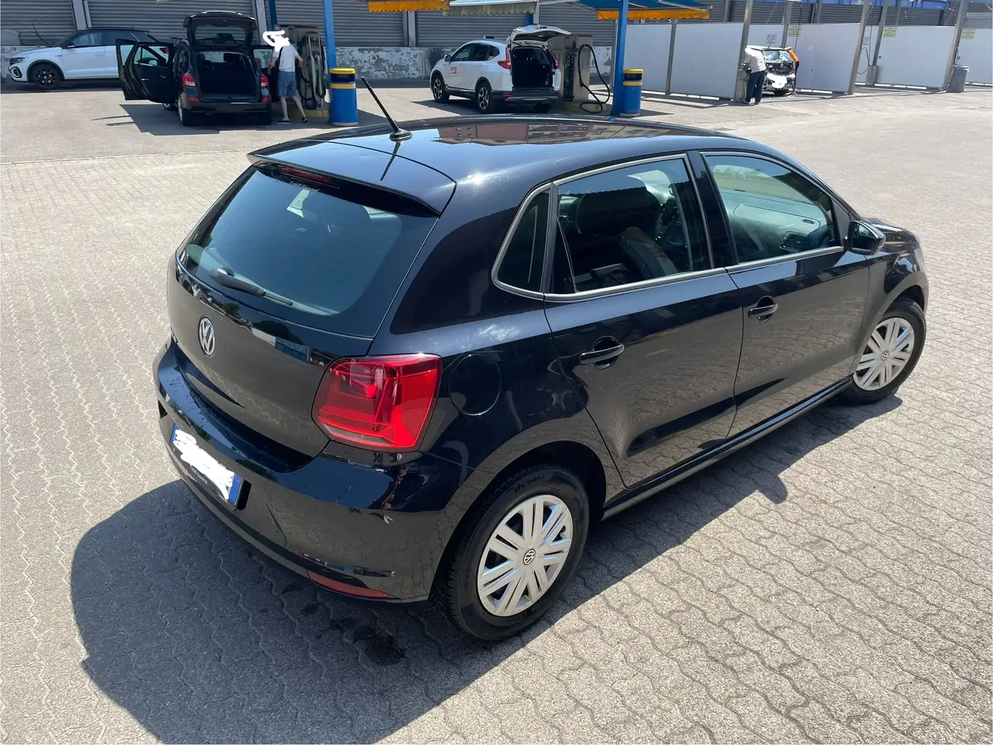 Volkswagen Polo Polo 5p 1.0 mpi Comfortline 60cv OK NEOPATENTATI Nero - 2
