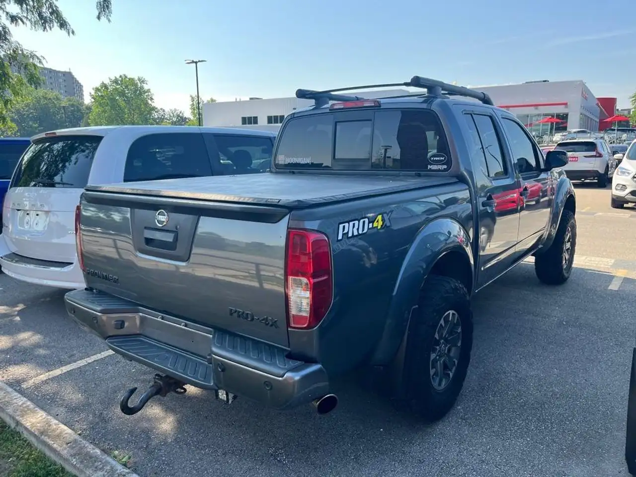 Nissan Frontier снимка Nissan Frontier