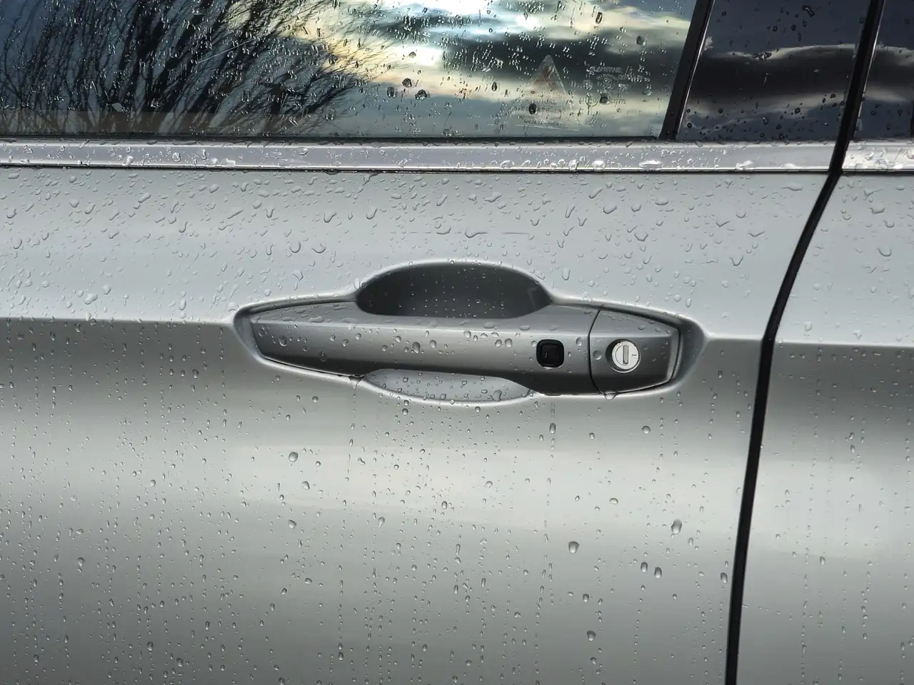 Mitsubishi Outlander снимка Mitsubishi Outlander