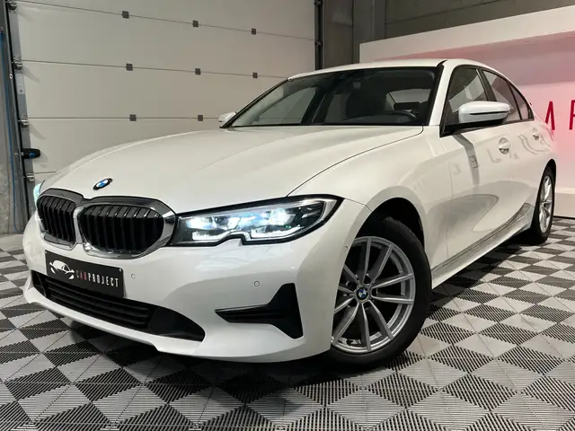 BMW 320 IA/ PDC AV/PDC AR/CARPLAY/ANDROID AUTO/GPS/CLIM