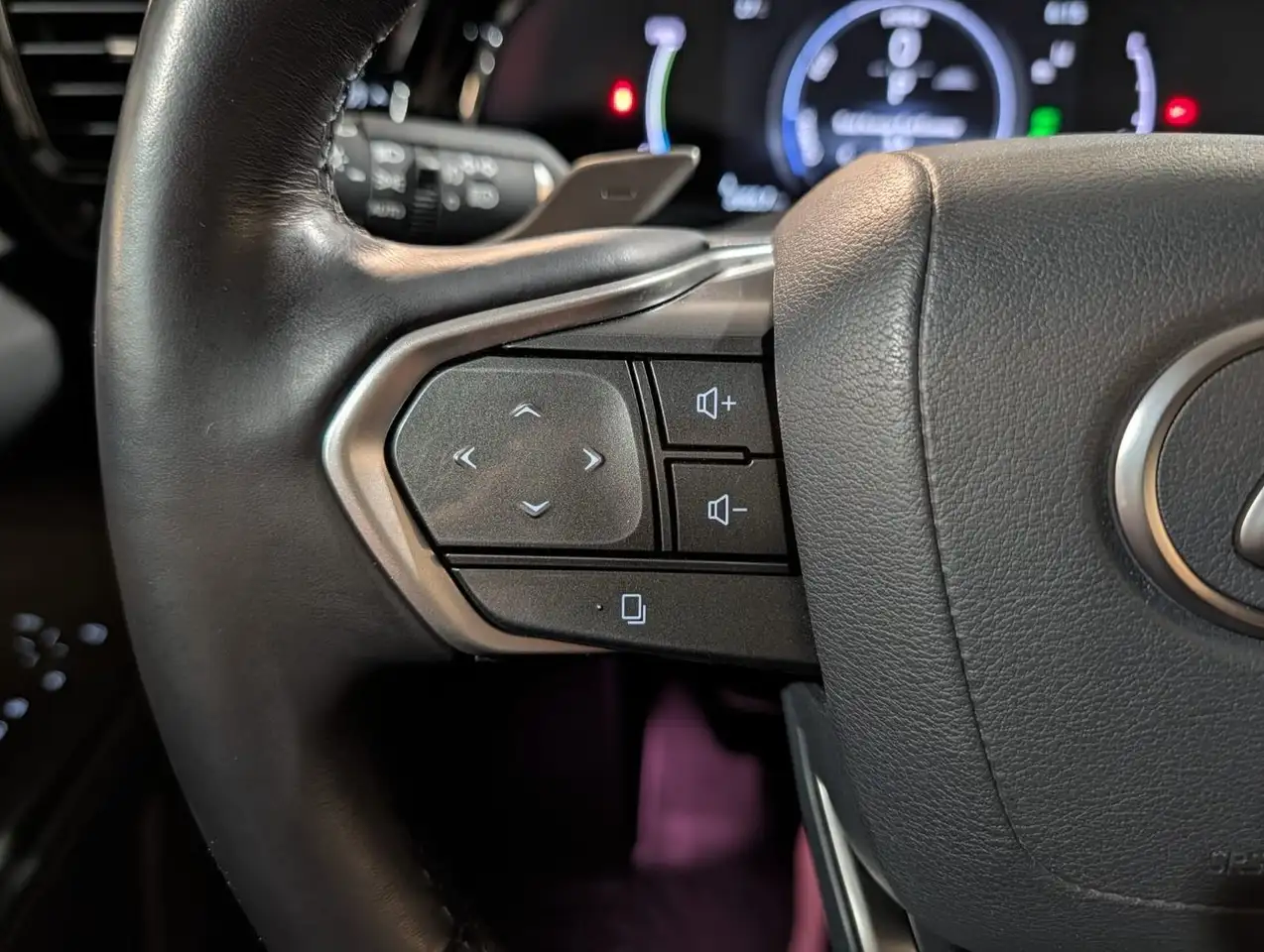 Lexus NX снимка Lexus NX
