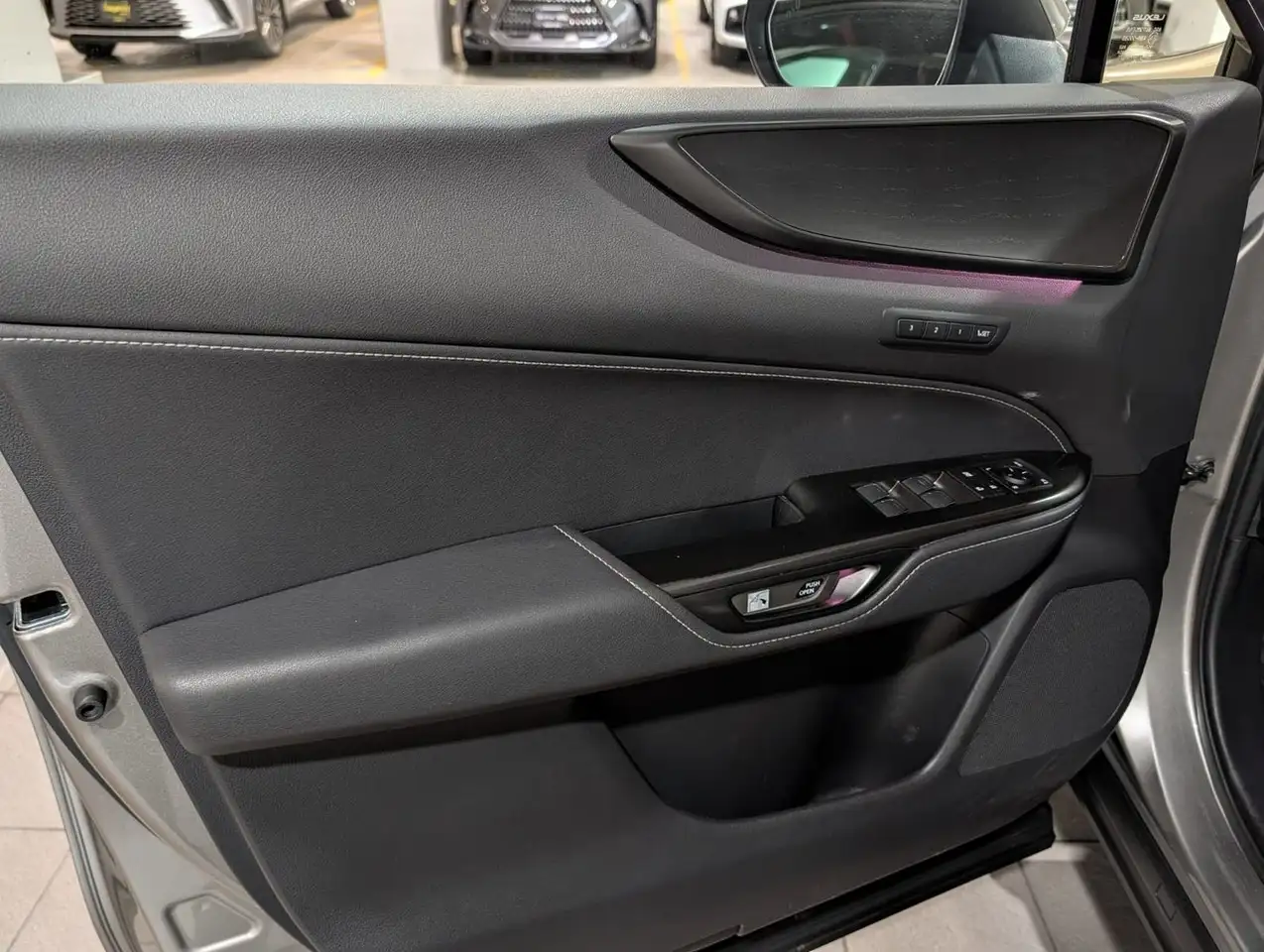 Lexus NX снимка Lexus NX