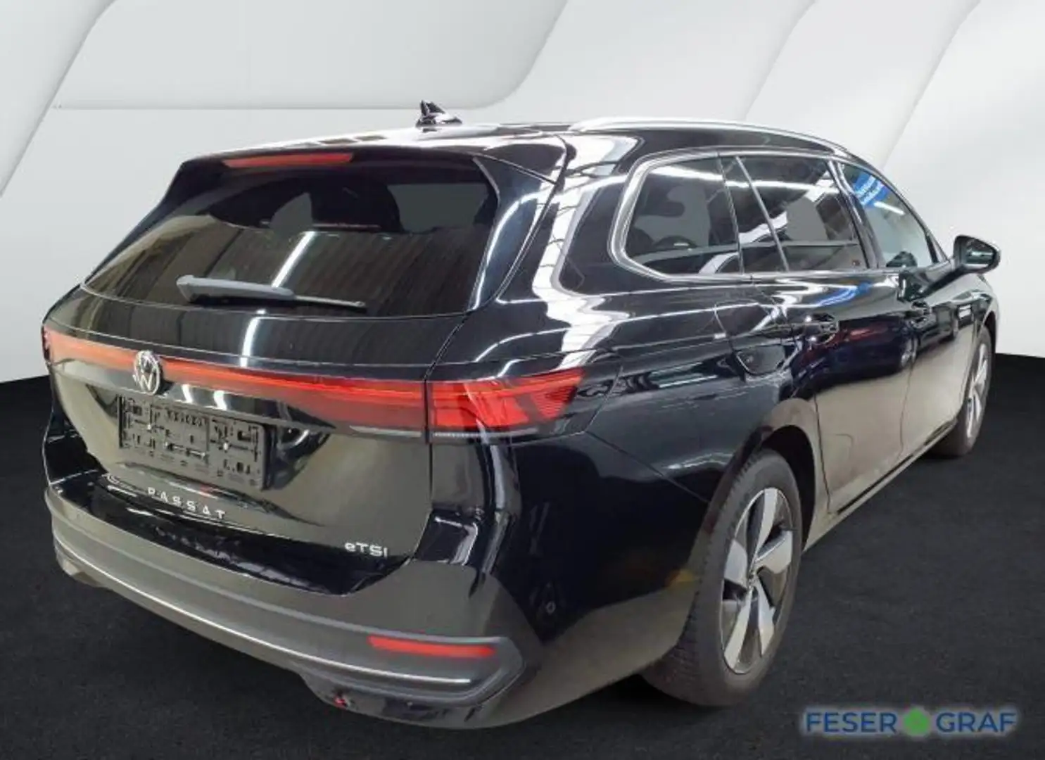 Volkswagen Passat 1,5 l eTSI Business DSG AHK KAM ACC APP Schwarz - 2