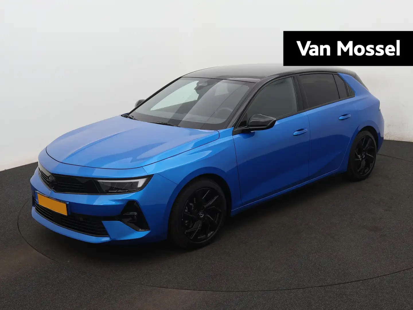 Opel Astra Electric 54 kWh GS | Navigatie | Camera | Airco Blauw - 1